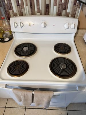 Electric range heating element service by Meteor Appliance Repair